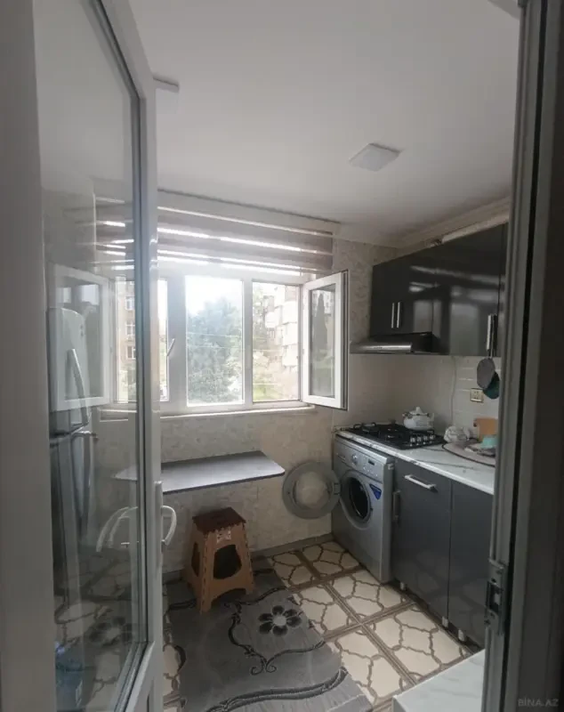 Kirayə verilir 2 otaqlı mənzil 45 m²