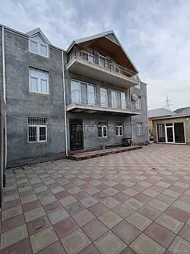 Satılır 9 otaqlı həyət evi 450 m² — Bakı, Binə 9 otaq 450.00 m²