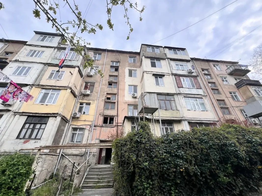 Satılır 3 otaqlı mənzil 64 m²