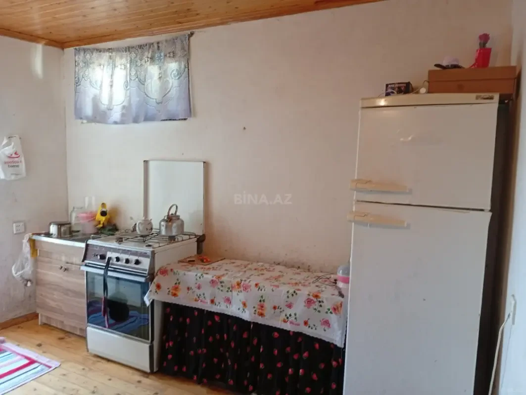 Kirayə verilir 1 otaqlı həyət evi 30 m²