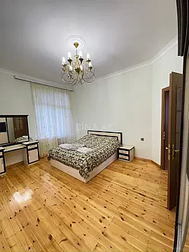 Kirayə verilir 4 otaqlı mənzil 600 m² — Quba 4 otaq 600.00 m²