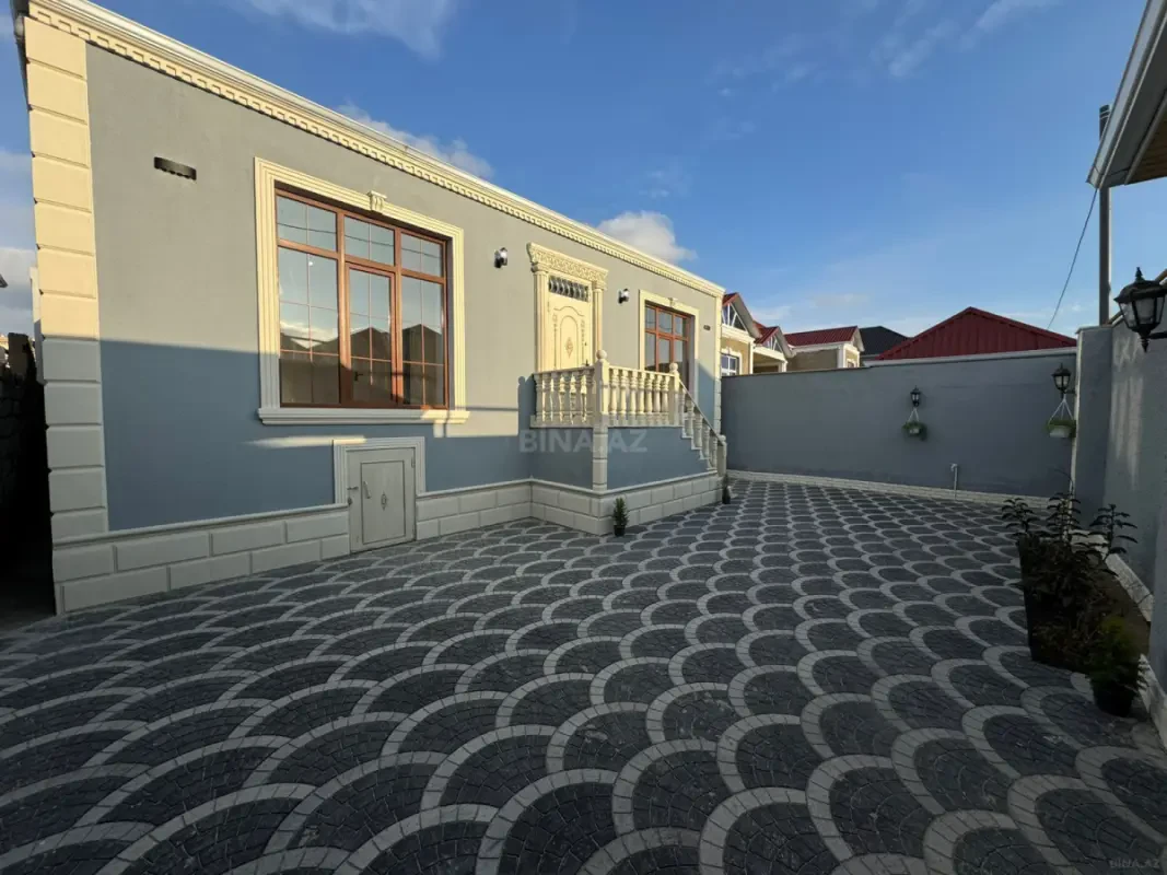Satılır 4 otaqlı həyət evi 120 m²