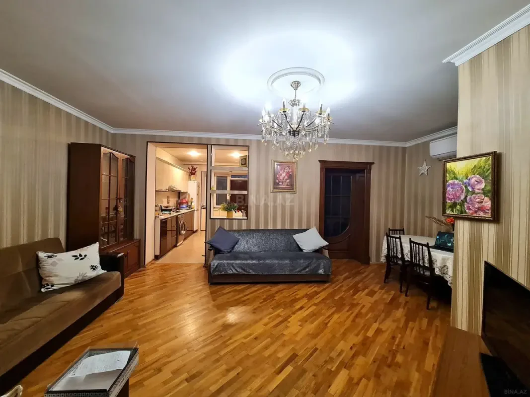 Kirayə verilir 3 otaqlı mənzil 95 m²