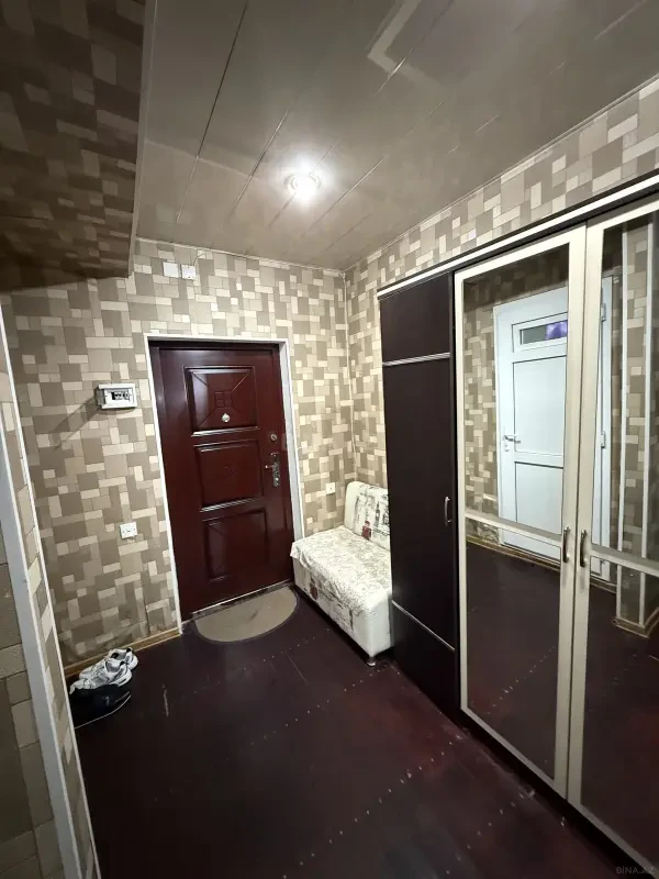 Kirayə verilir 2 otaqlı mənzil 60 m²