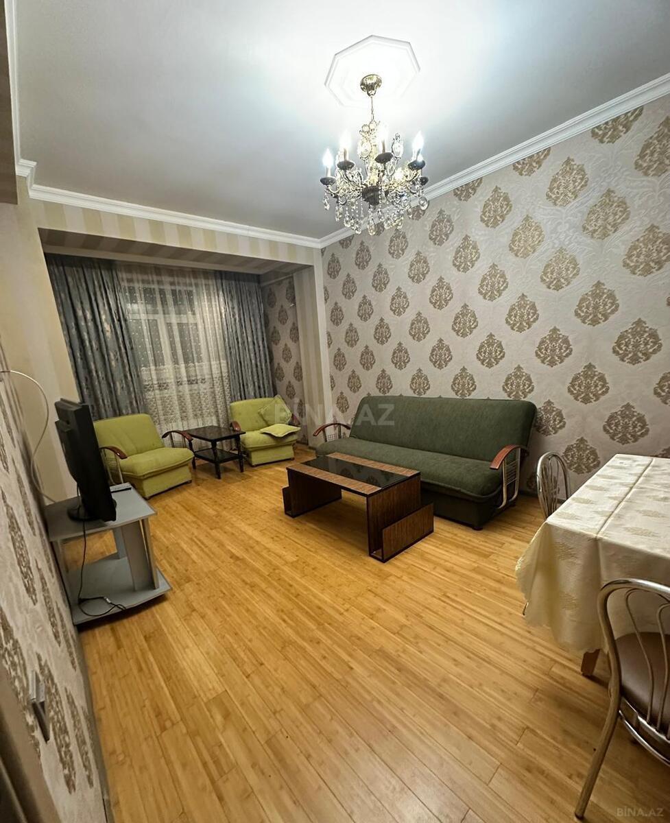 Kirayə verilir 2 otaqlı mənzil 90 m²