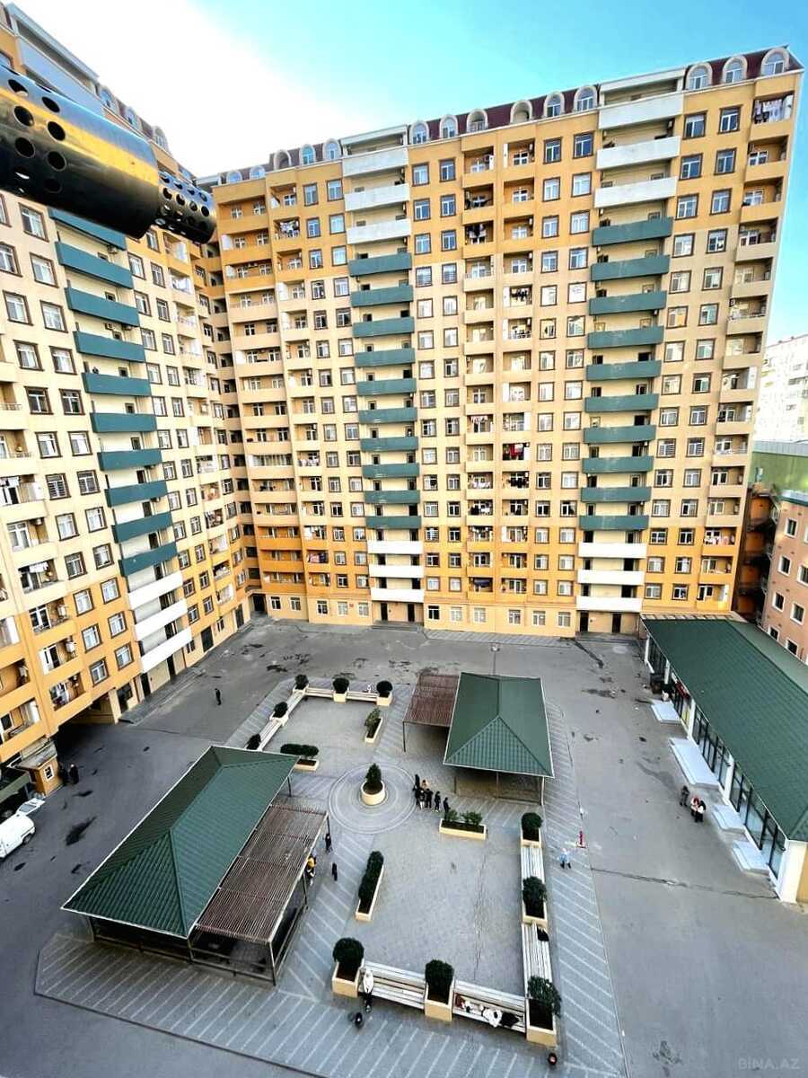 Satılır 3 otaqlı mənzil 125 m²