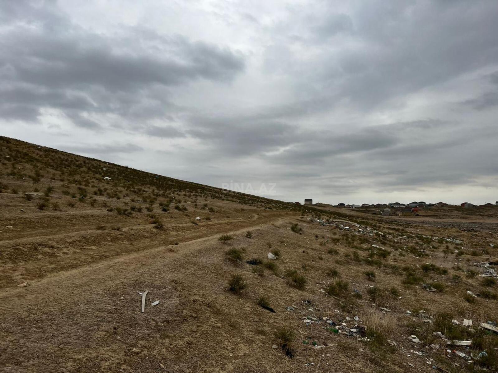 Satılır torpaq sahəsi 6 m²