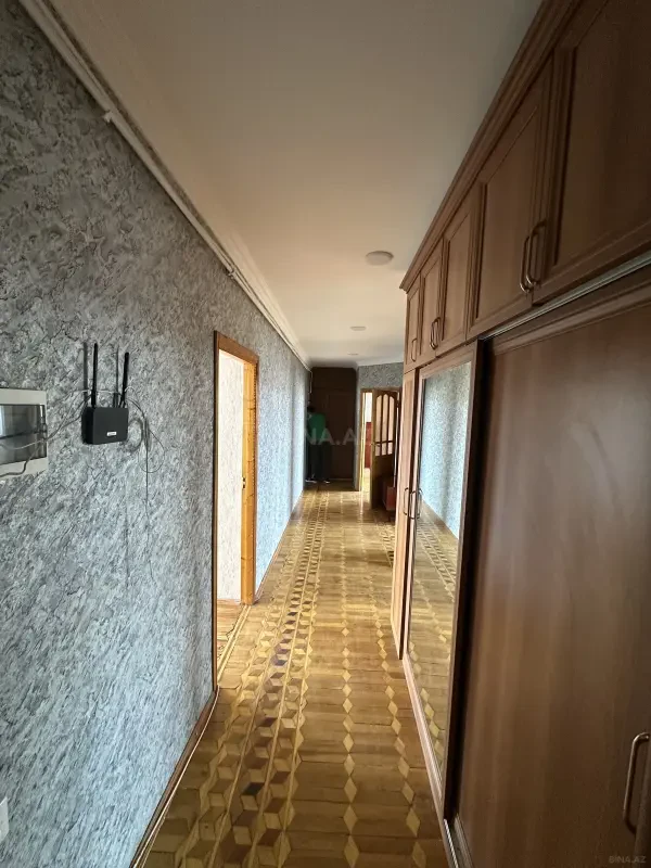 Satılır 5 otaqlı mənzil 91 m²