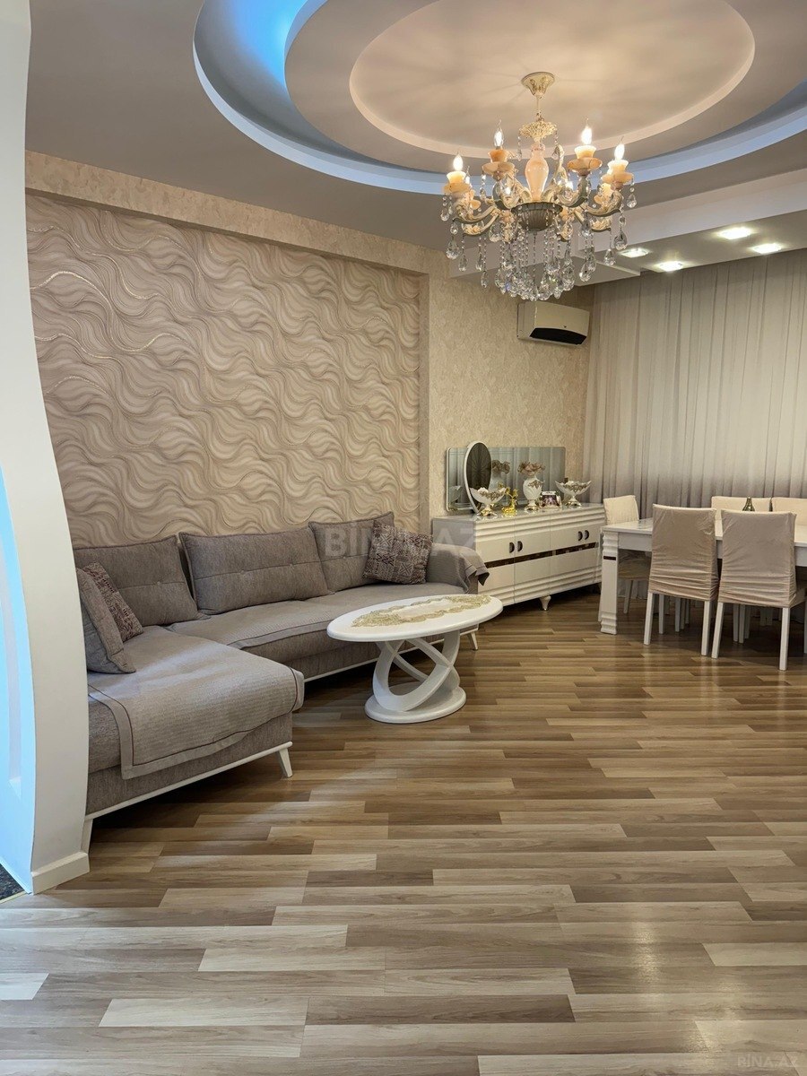 Satılır 3 otaqlı mənzil 92 m²