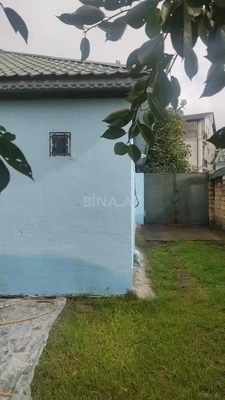 Satılır 4 otaqlı həyət evi 100 m²