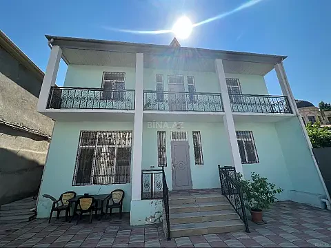 Satılır 5 otaqlı həyət evi 200 m² — Bakı, Bakıxanov 5 otaq 200.00 m²