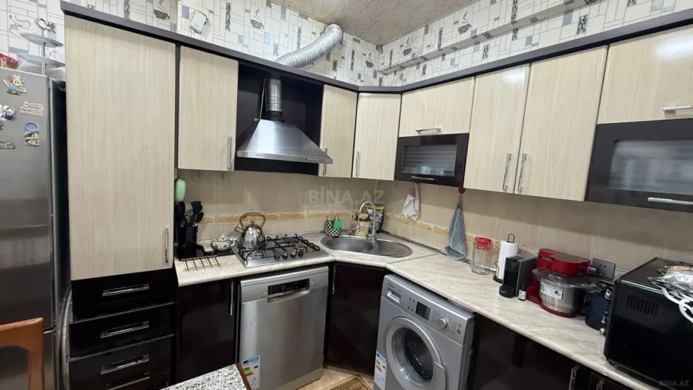 Satılır 3 otaqlı mənzil 67 m²