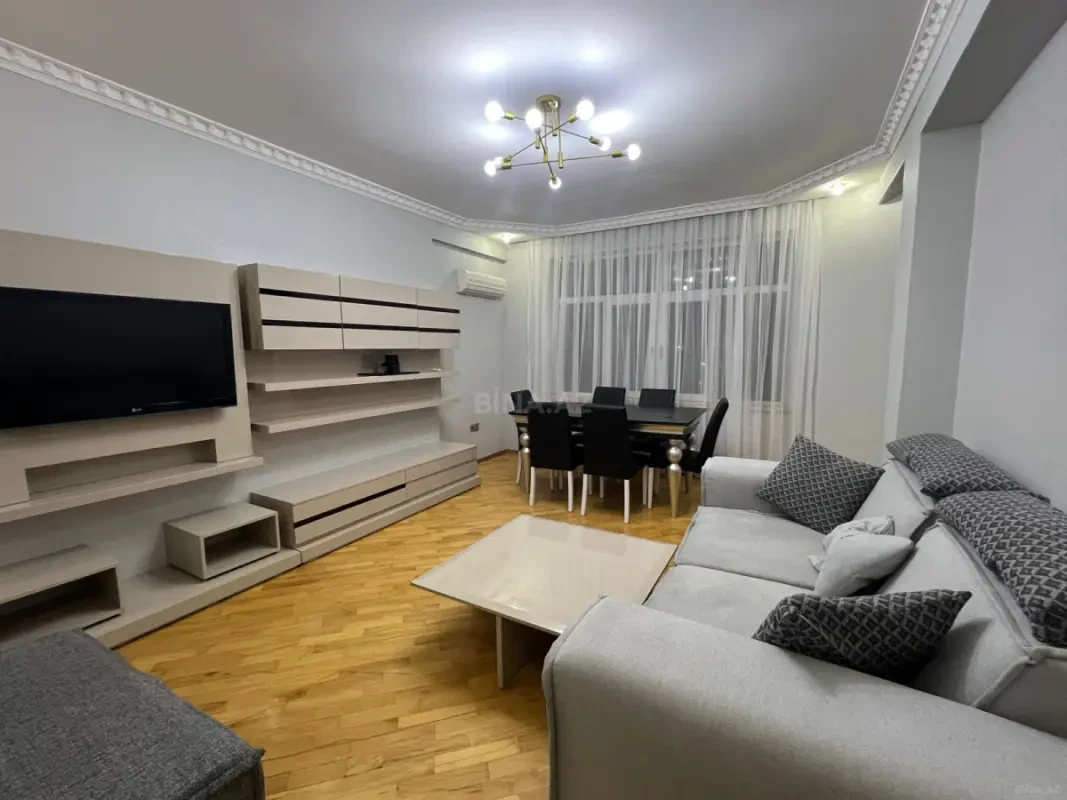 Satılır 2 otaqlı mənzil 96 m²