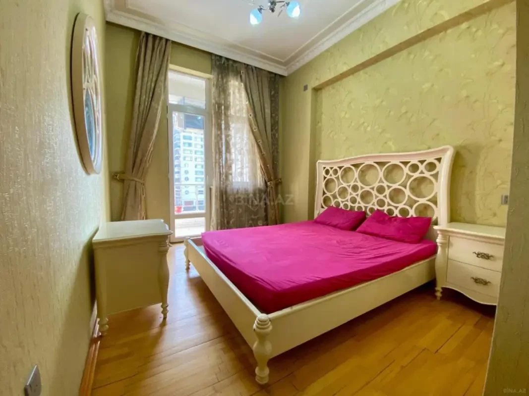 Kirayə verilir 2 otaqlı mənzil 60 m²