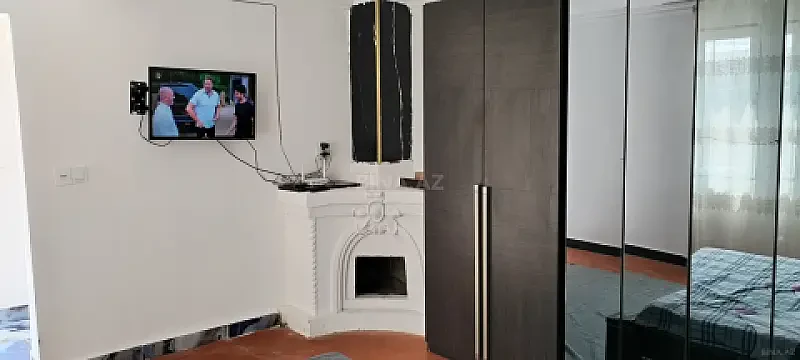 Satılır 1 otaqlı həyət evi 300 m² — Bakı, Buzovna 1 otaq 300.00 m²