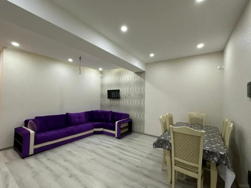 Kirayə verilir 2 otaqlı mənzil 60 m²