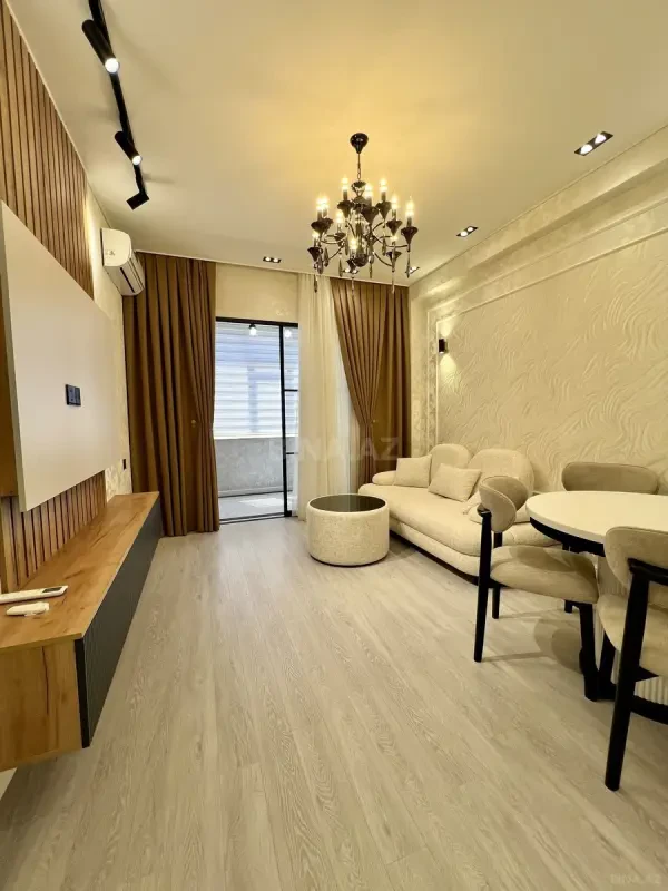 Satılır 2 otaqlı mənzil 53 m²
