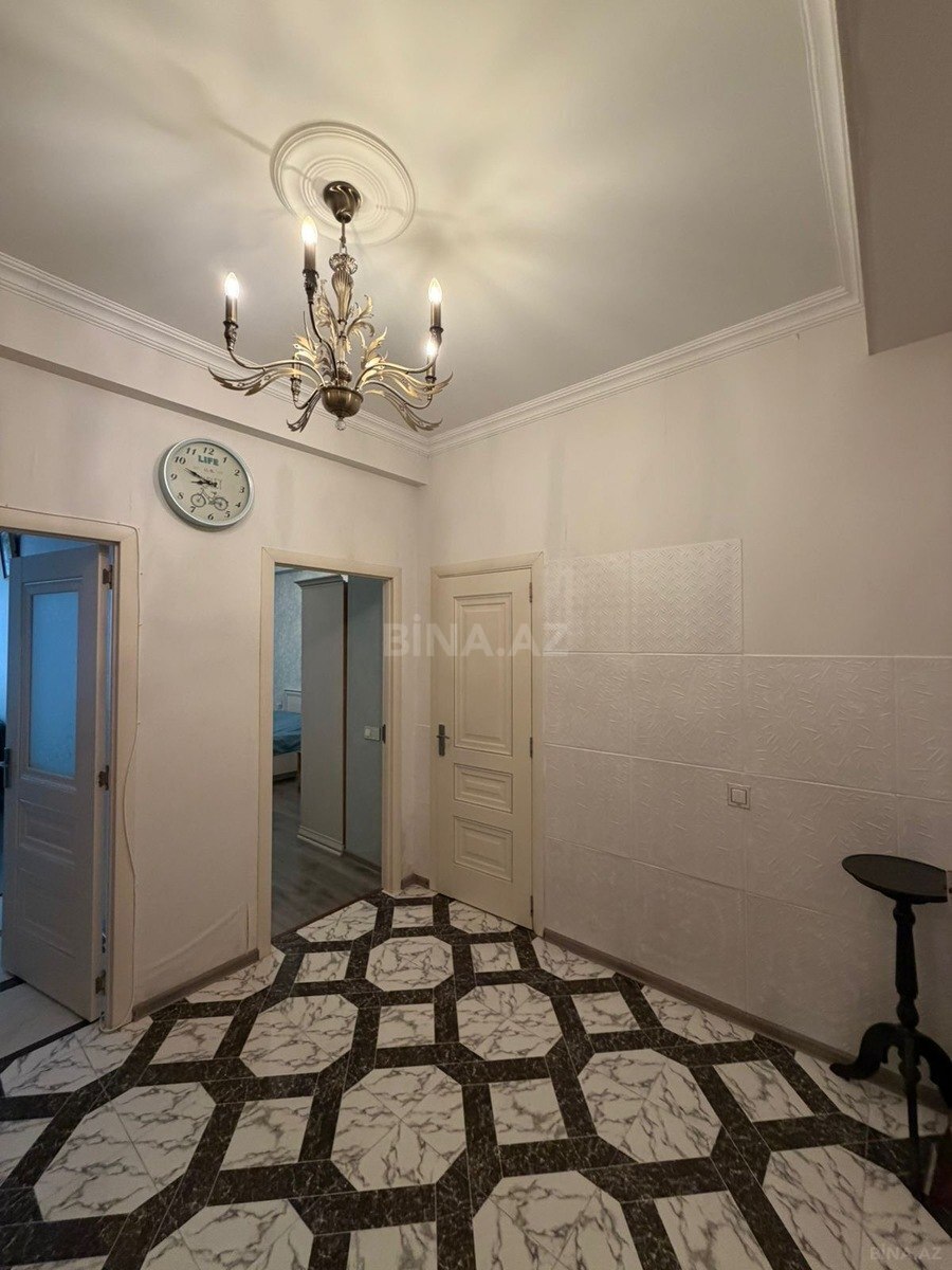 Satılır 2 otaqlı mənzil 65 m²