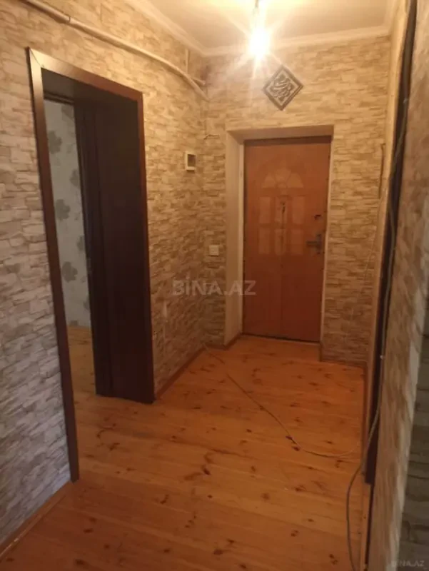Satılır 3 otaqlı mənzil 68 m²