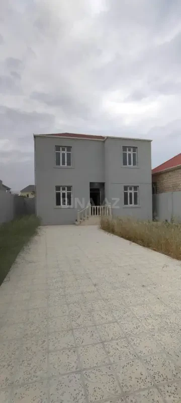 Satılır 4 otaqlı həyət evi 160 m²