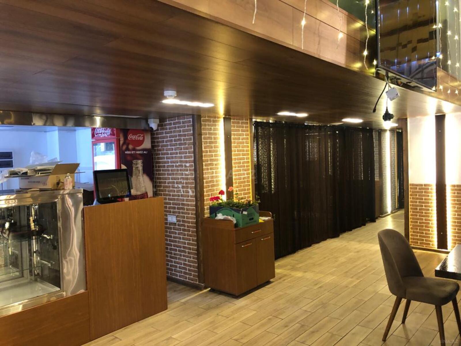 Satılır obyekt 300 m²