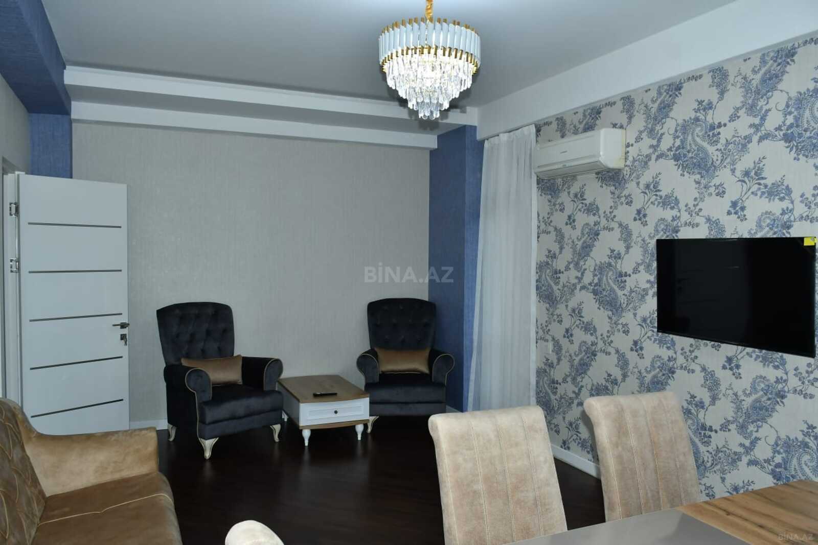 Kirayə verilir 2 otaqlı mənzil 85 m²