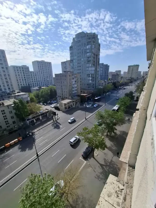 Satılır 3 otaqlı mənzil 70 m²