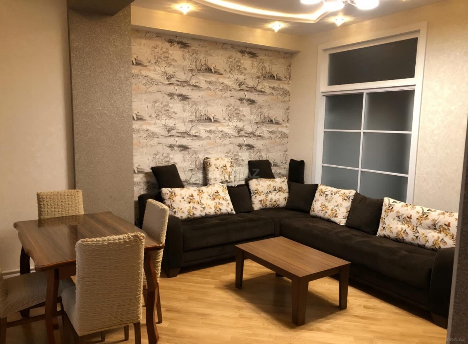 Kirayə verilir 2 otaqlı mənzil 60 m²