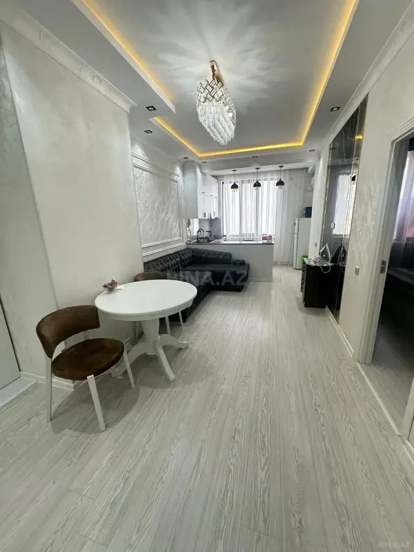 Satılır 2 otaqlı mənzil 56 m²