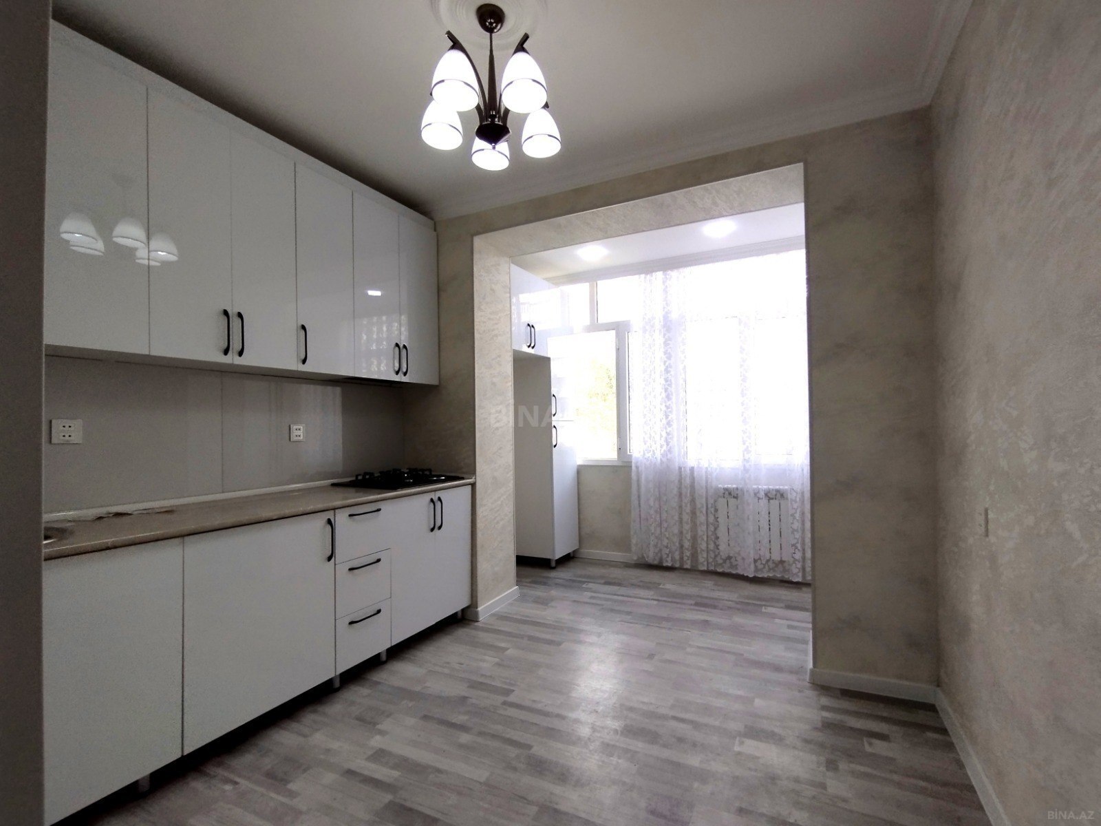 Satılır 2 otaqlı mənzil 60 m²