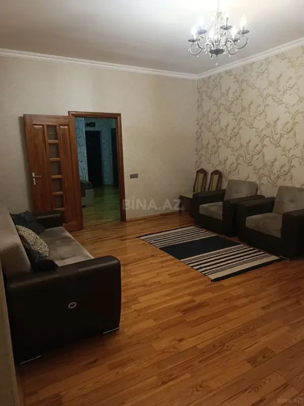 Satılır 3 otaqlı mənzil 103 m²