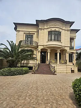 Satılır 6 otaqlı həyət evi 700 m² — Bakı, Həzi Aslanov qəs. 6 otaq 700.00 m²