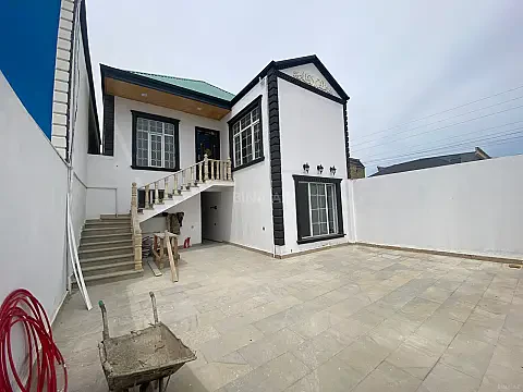 Satılır 6 otaqlı həyət evi 200 m² — Bakı, Mehdiabad 6 otaq 200.00 m²