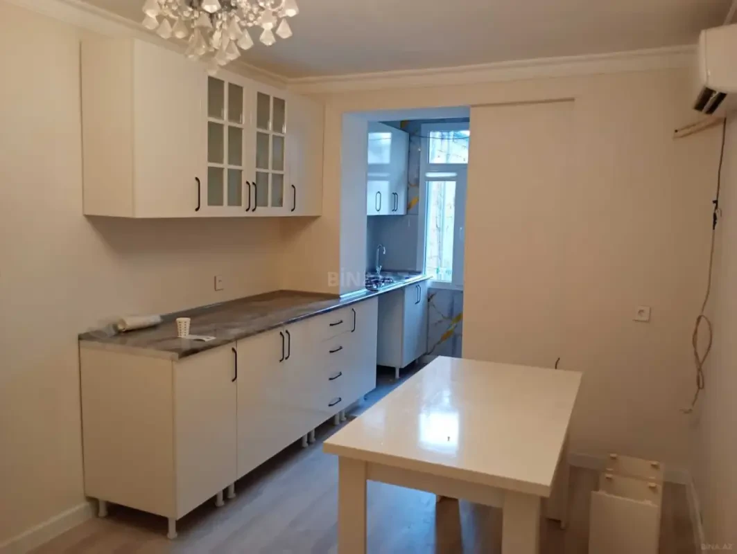 Satılır 2 otaqlı mənzil 30 m²