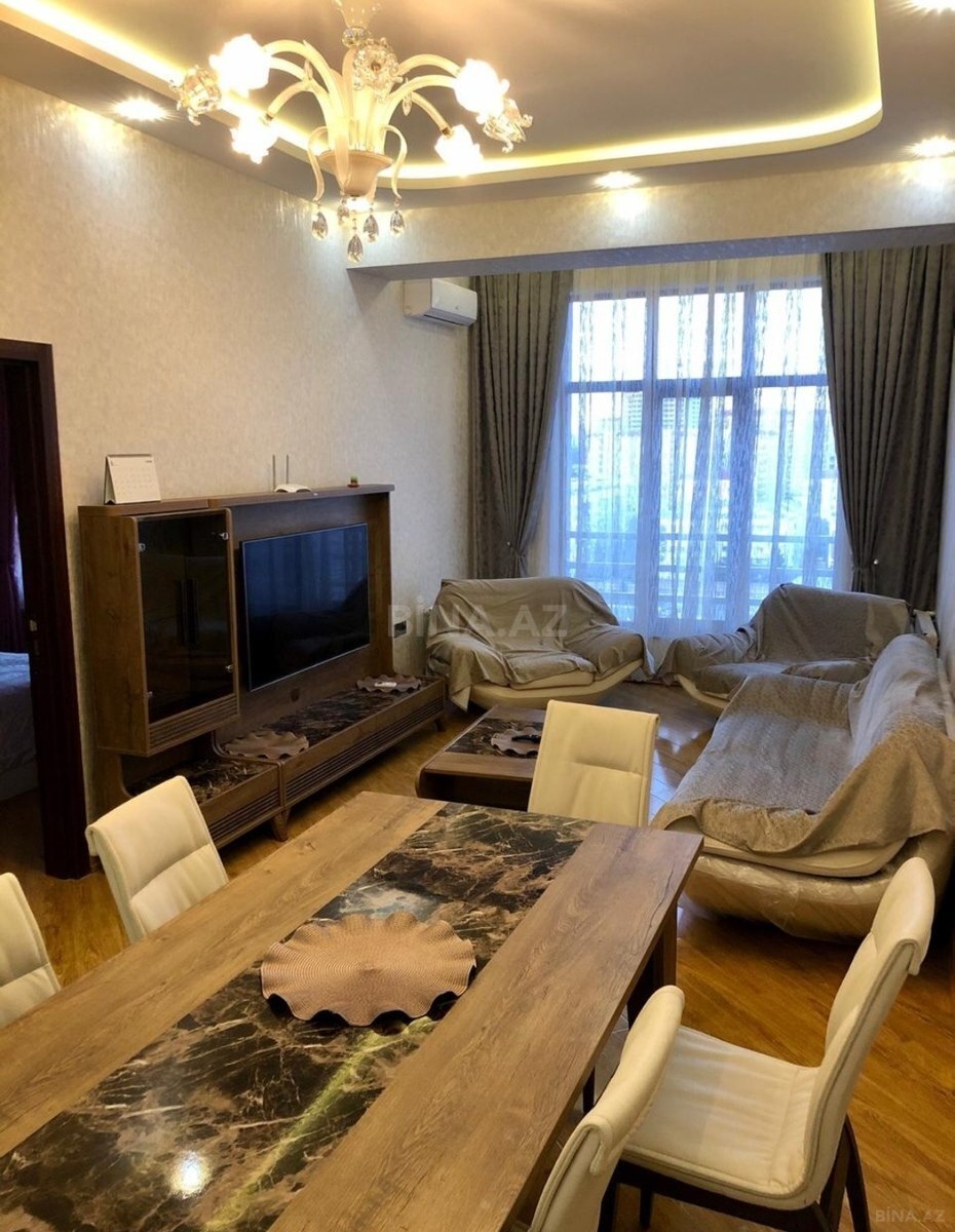 Kirayə verilir 2 otaqlı mənzil 70 m²