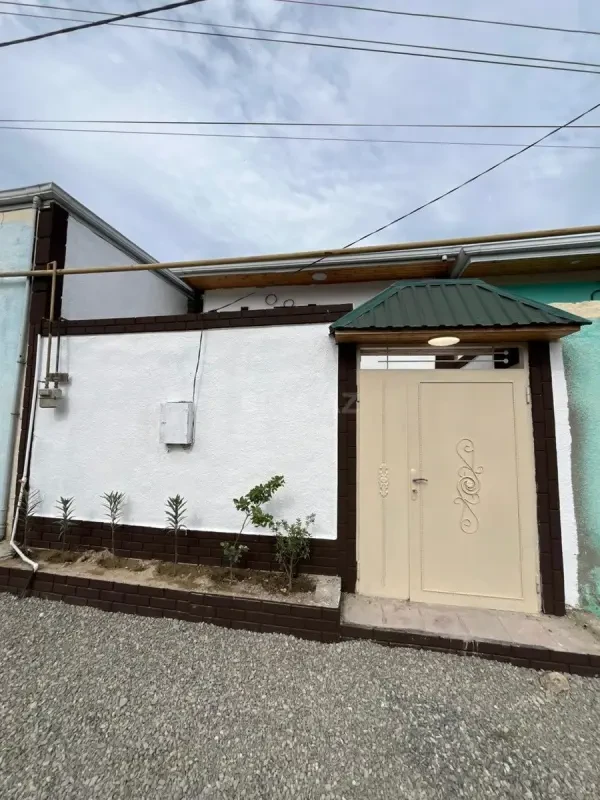 Satılır 2 otaqlı həyət evi 50 m²