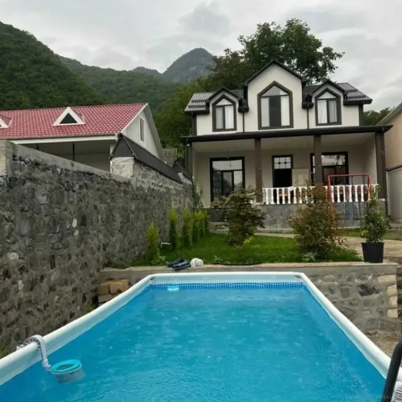 Kirayə verilir 7 otaqlı həyət evi 120 m²