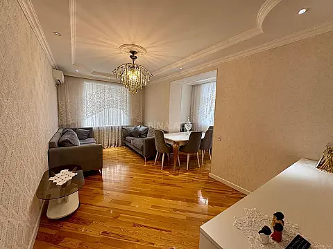 Satılır 5 otaqlı mənzil 120 m² — Bakı, Yeni Günəşli 5 otaq 120.00 m²