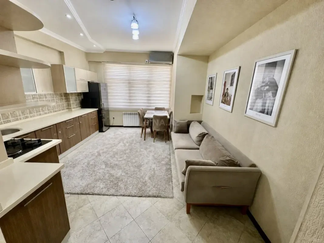 Satılır 2 otaqlı mənzil 55 m²