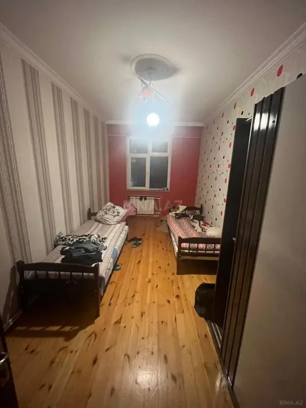 Kirayə verilir 3 otaqlı mənzil 105 m²