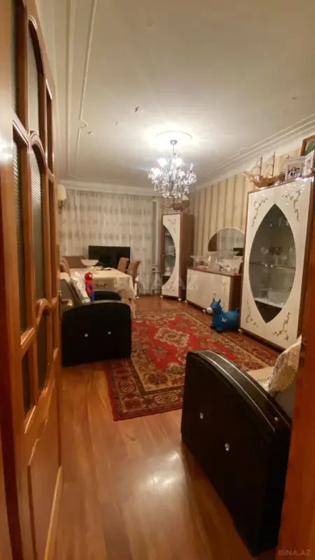 Satılır 2 otaqlı mənzil 62 m²