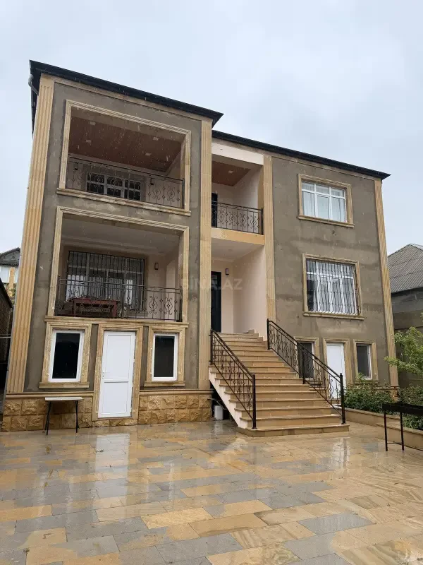 Satılır 6 otaqlı həyət evi 400 m²