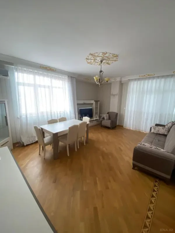 Satılır 3 otaqlı mənzil 87 m²