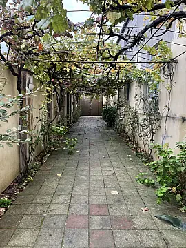 Kirayə verilir 3 otaqlı həyət evi 70 m² — Bakı 3 otaq 70.00 m²