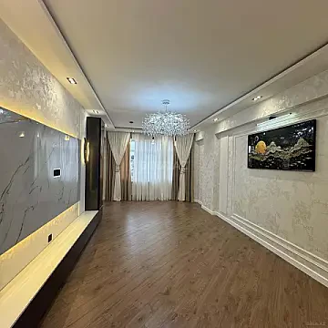 Satılır 3 otaqlı mənzil 130 m² — Bakı 3 otaq 130.00 m²