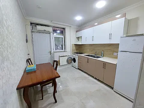 Kirayə verilir 2 otaqlı mənzil 50 m² — Bakı, 7-ci mikrorayon 2 otaq 50.00 m²