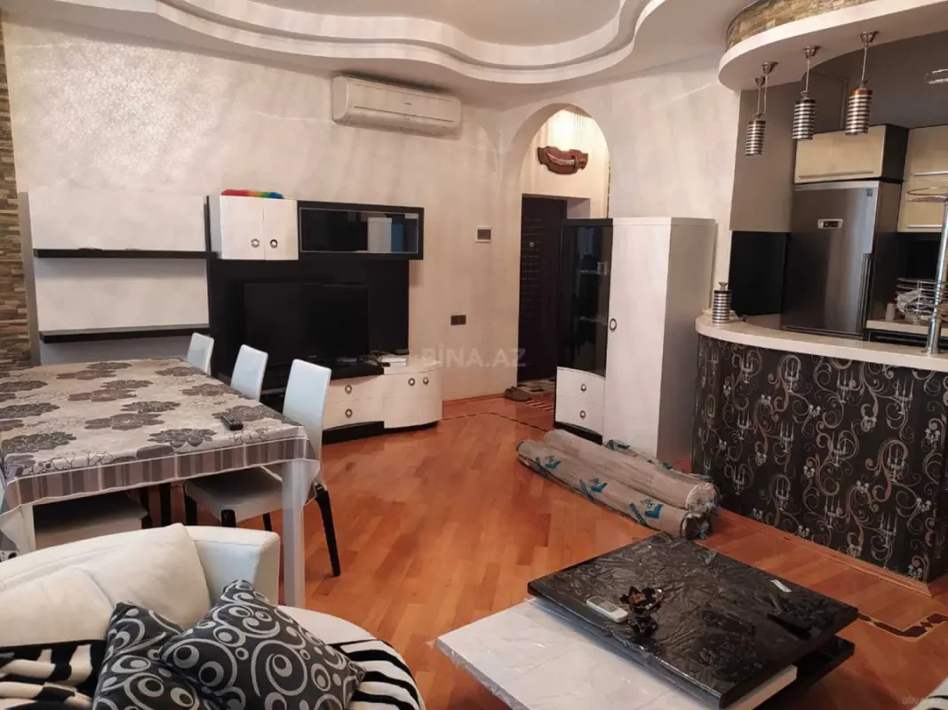 Satılır 3 otaqlı mənzil 80 m²