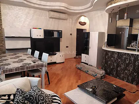 Satılır 3 otaqlı mənzil 80 m² — Bakı, Səbail 3 otaq 80.00 m²