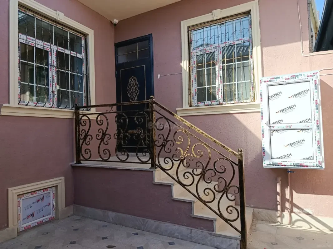 Satılır 3 otaqlı həyət evi 60 m²