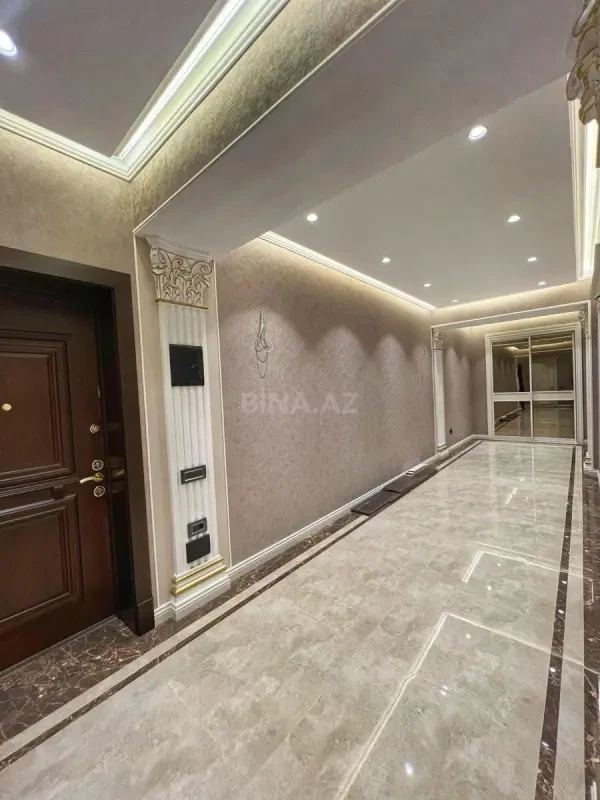 Satılır 2 otaqlı mənzil 112 m²